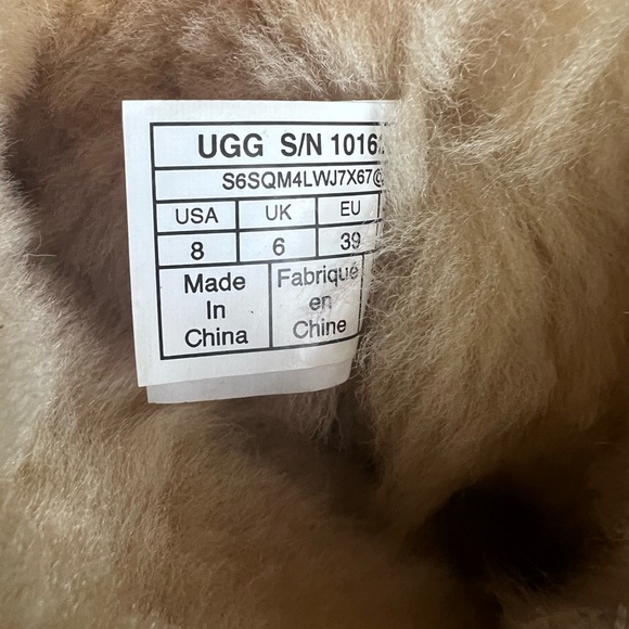 UGG Classic mini boot II chestnut size 8 - Picture 8 of 8